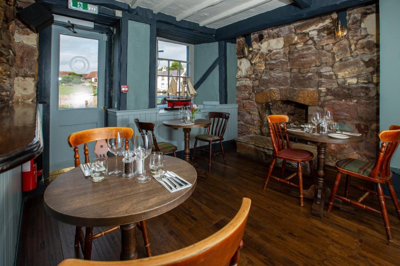 The Crusoe Hotel Lower Largo Bagian luar foto