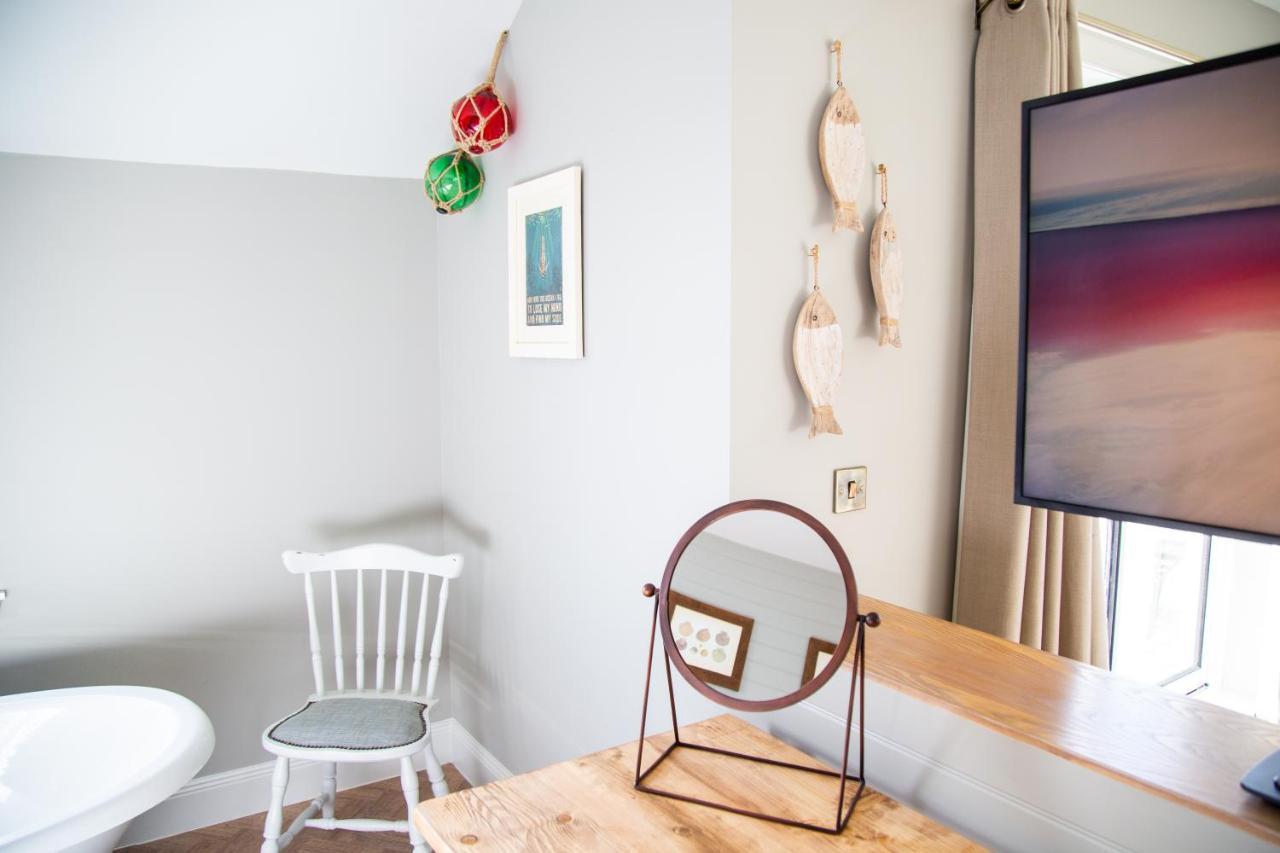 The Crusoe Hotel Lower Largo Bagian luar foto