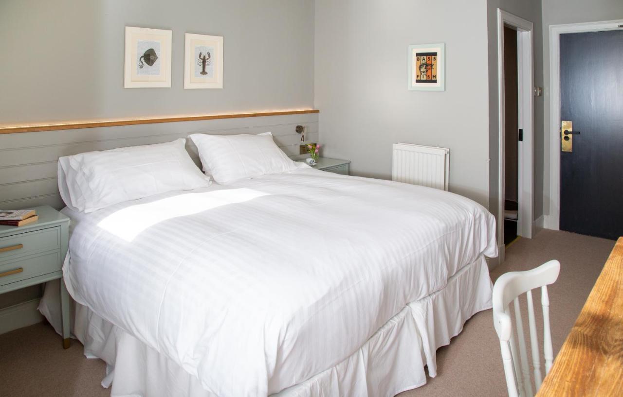 The Crusoe Hotel Lower Largo Bagian luar foto