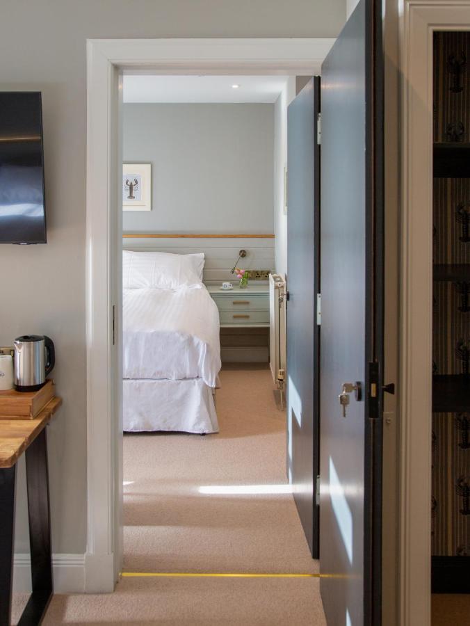 The Crusoe Hotel Lower Largo Bagian luar foto