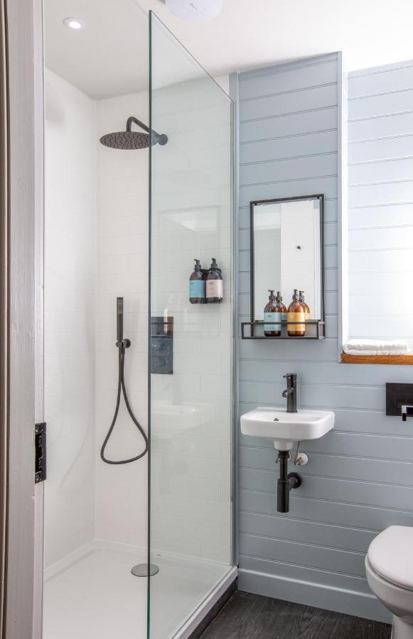 The Crusoe Hotel Lower Largo Bagian luar foto
